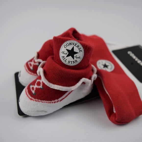 ๐ฐ3/$25  CONVERSE 2-PC Chuck Beanie & Bootie Frilly Socks Red  0-6 Mos - Picture 5 of 7